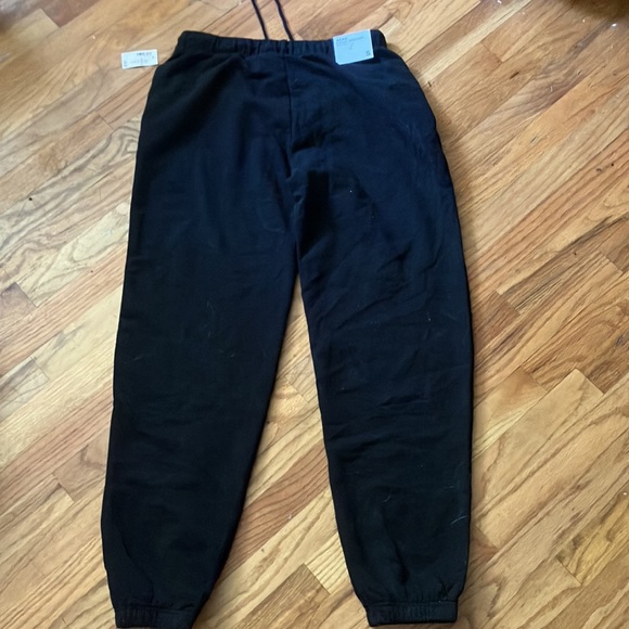 Cute black sweatpants new with tags never worn good quality from Aeropostale - Picture 3 of 5